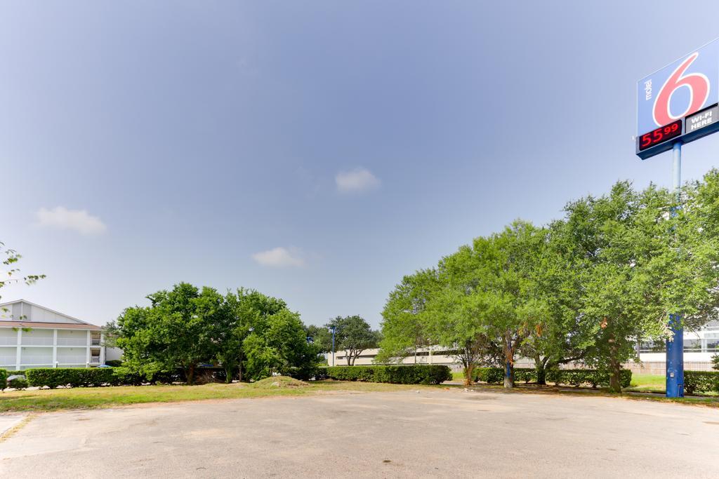 Motel 6 Houston, Tx - West المظهر الخارجي الصورة