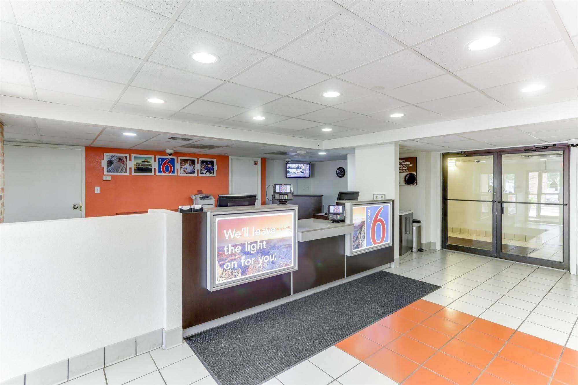 Motel 6 Houston, Tx - West المظهر الخارجي الصورة