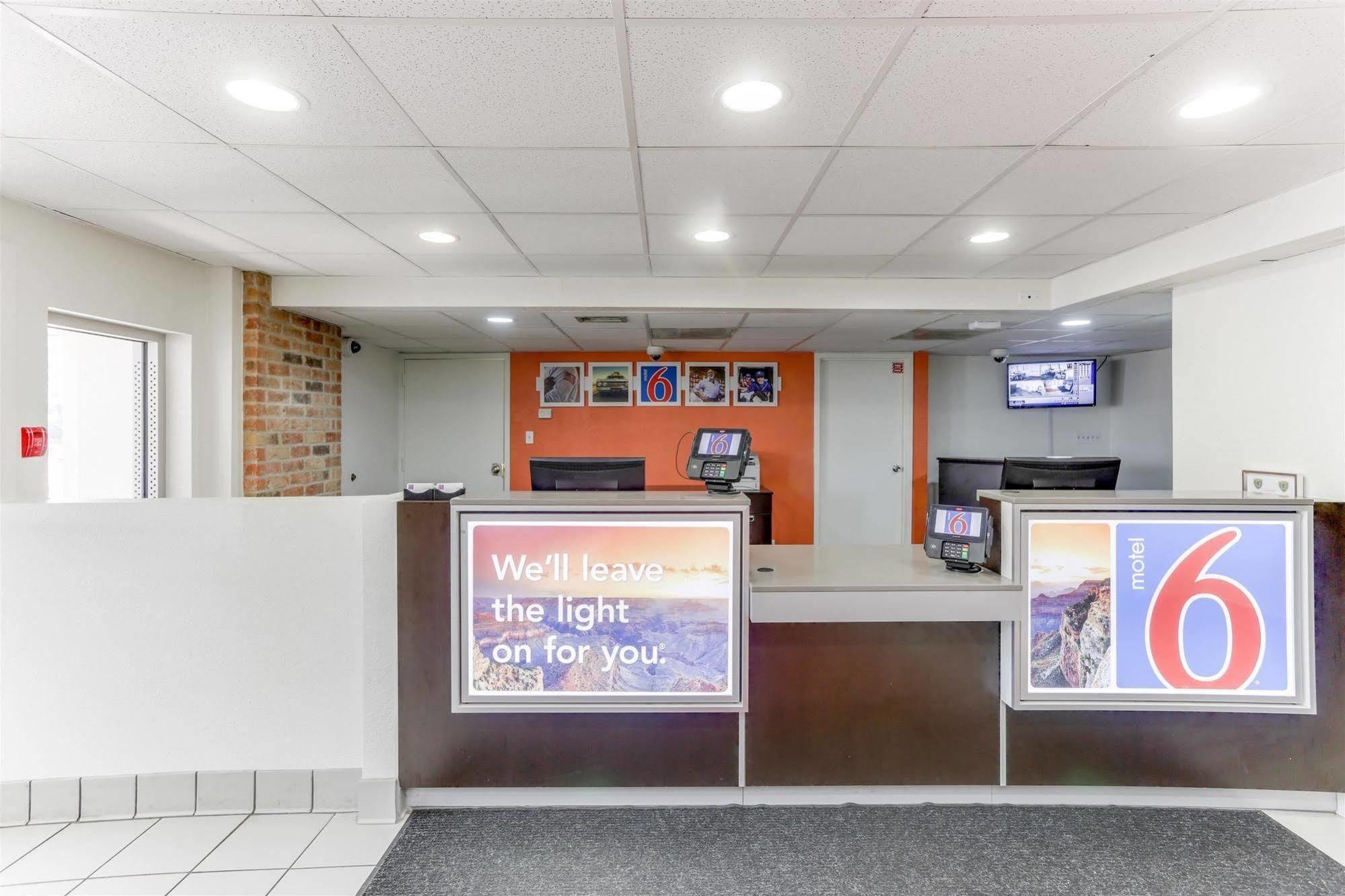 Motel 6 Houston, Tx - West المظهر الخارجي الصورة