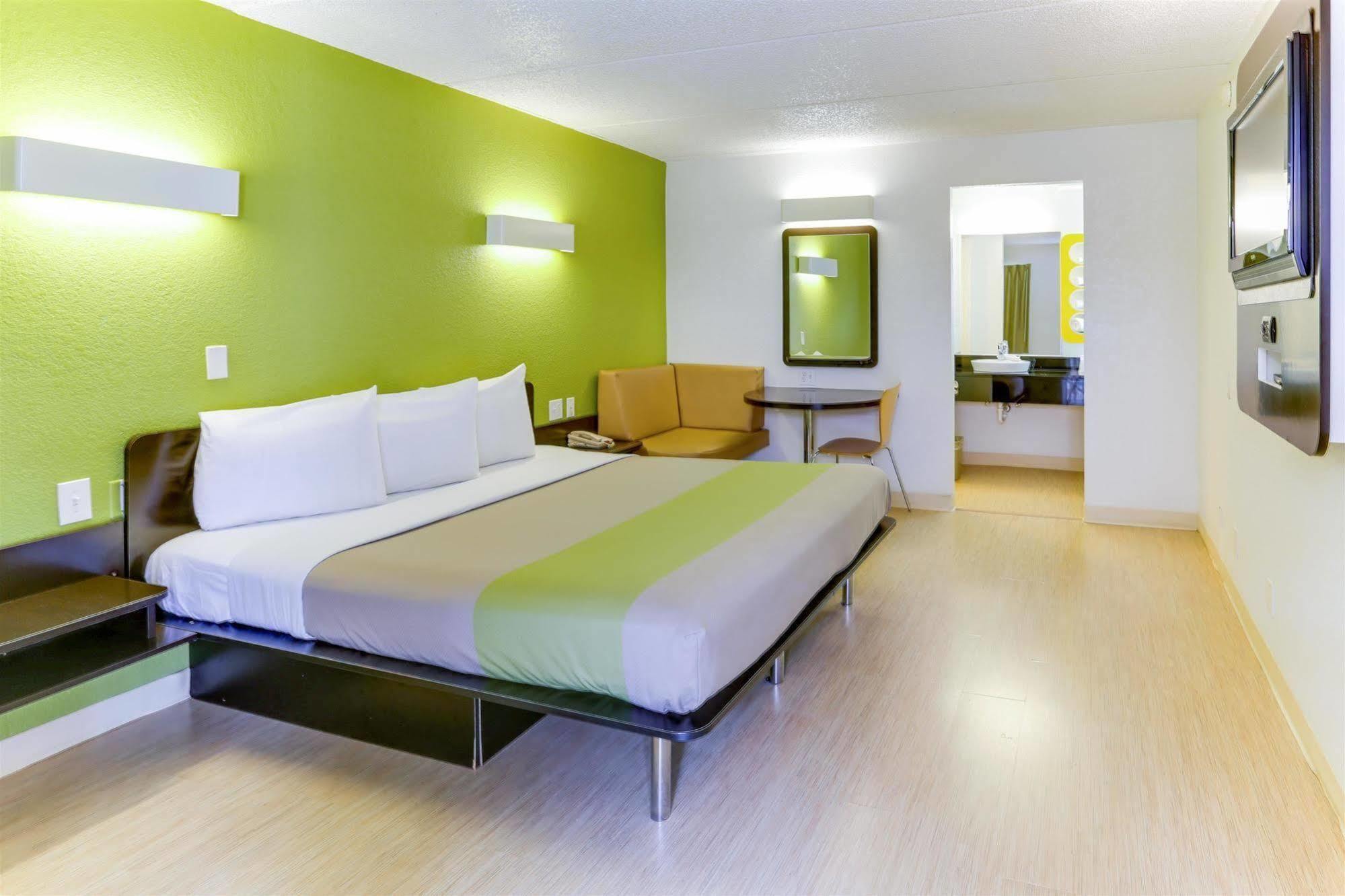 Motel 6 Houston, Tx - West المظهر الخارجي الصورة