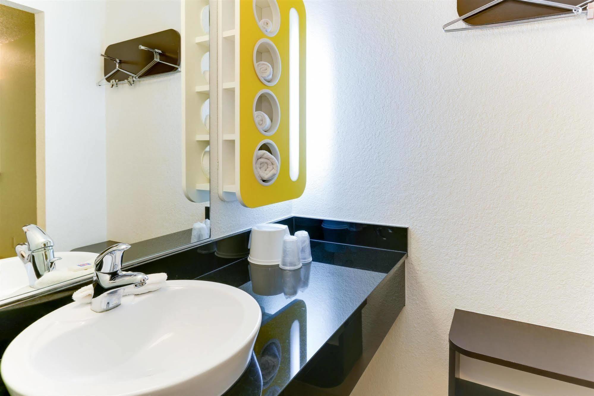 Motel 6 Houston, Tx - West المظهر الخارجي الصورة