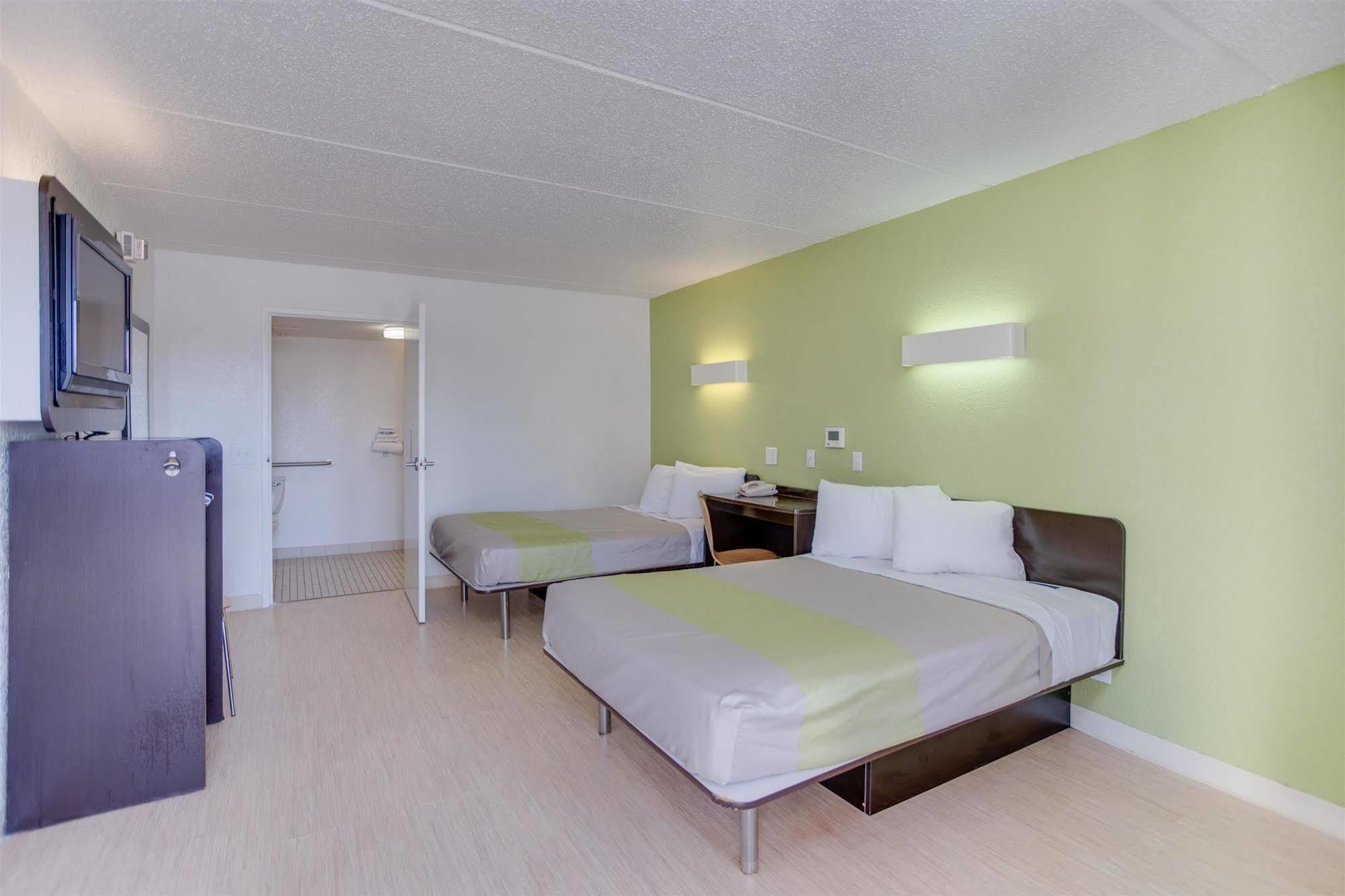 Motel 6 Houston, Tx - West المظهر الخارجي الصورة