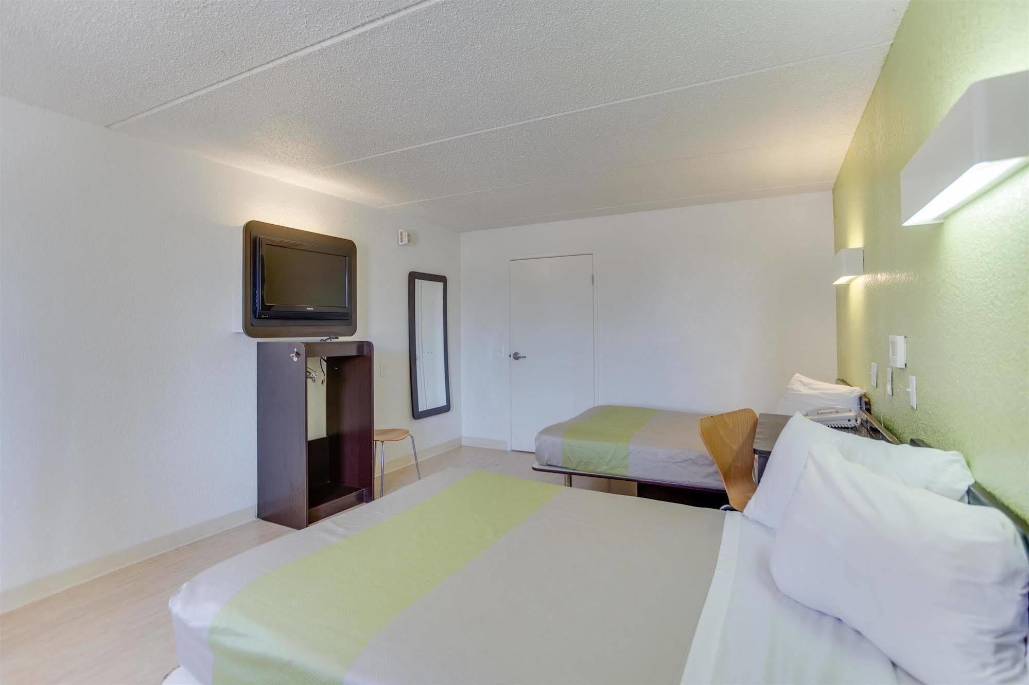 Motel 6 Houston, Tx - West المظهر الخارجي الصورة