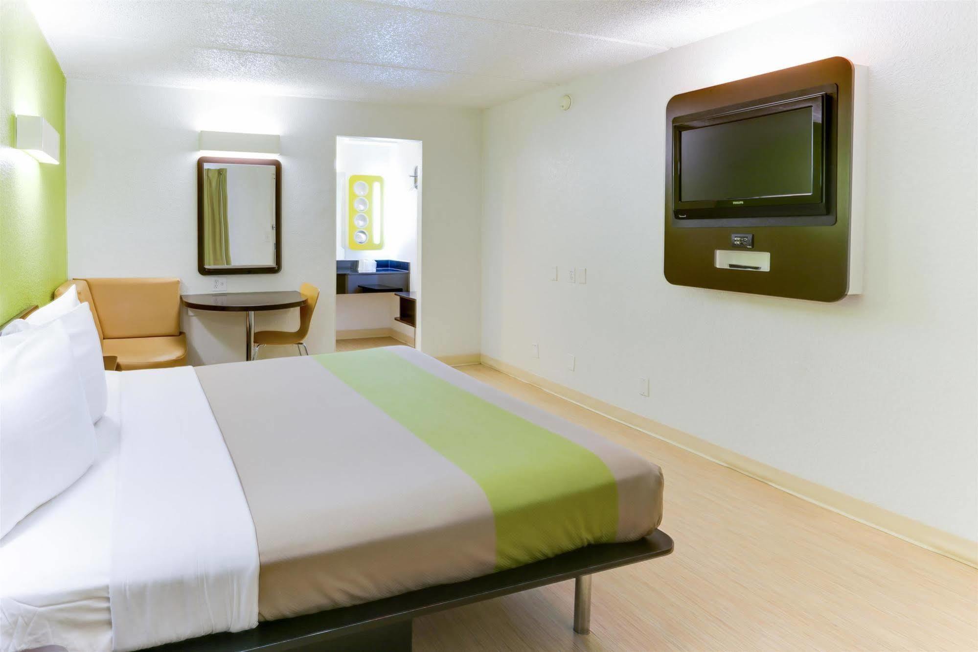 Motel 6 Houston, Tx - West المظهر الخارجي الصورة