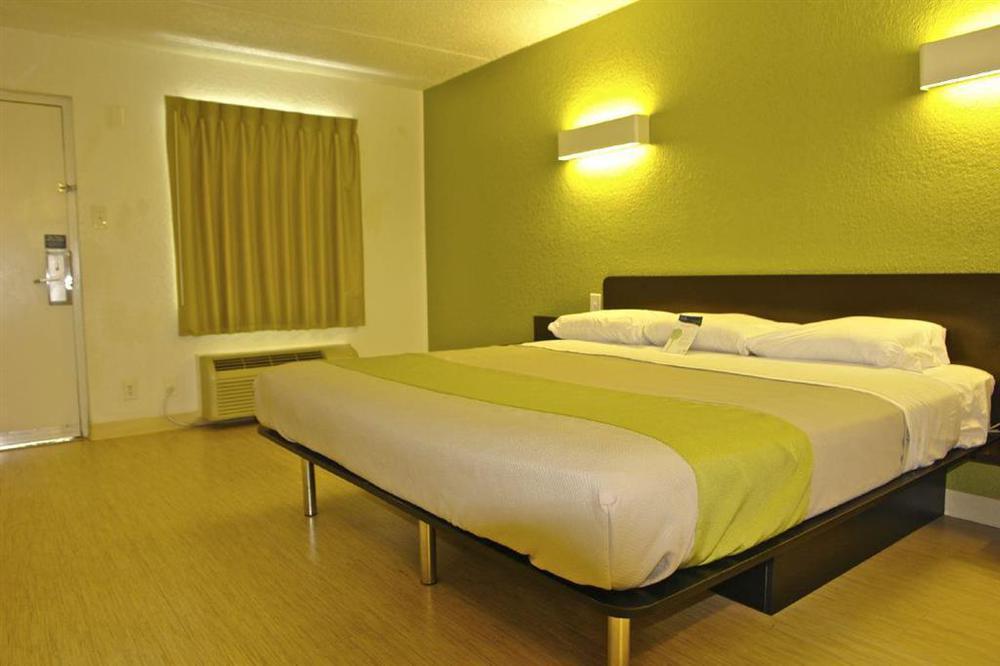 Motel 6 Houston, Tx - West الغرفة الصورة